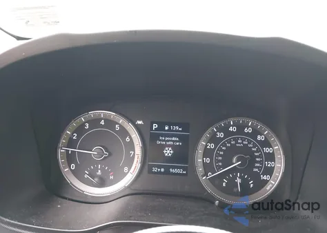 2021 Hyundai Venue Se from USA, damaged, VIN KMHRB8A30MU127589